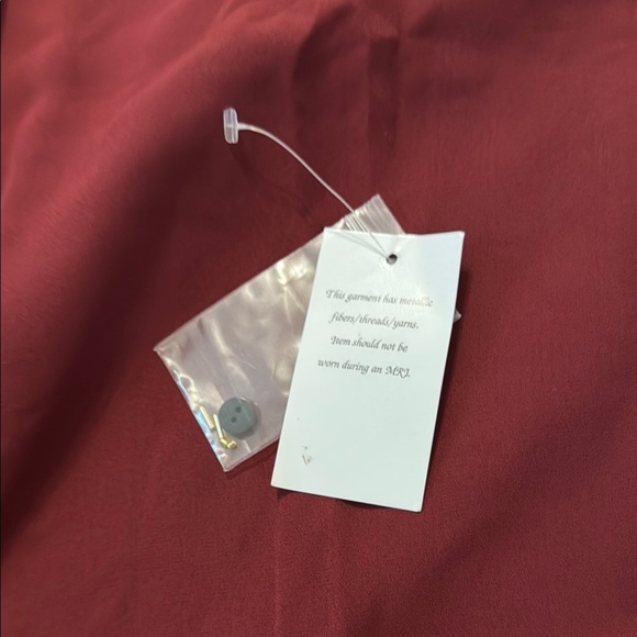 🌹 NWT:DENNIS BASSO EMBROIDERY/BEADED RUFFLE SLEEVE BLOUSE - Picture 7 of 9